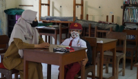 Miris! Azzam Jadi Satu-Satunya Siswa Baru di SDN Sriwedari Solo - GenPI.co Jateng