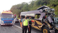Lagi-Lagi Kecelakaan Maut di Tol Semarang-Solo, 5 Orang Tewas - GenPI.co Jateng