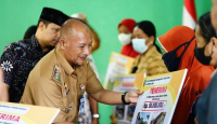 Belasan Warga Banyuwoto Pati Dapat Bantuan Rehab Rumah - GenPI.co Jateng