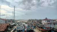 Nelayan Tak Melaut karena Cuaca Buruk, Pemkab Jepara Kucuri Bantuan 50,9 Ton Beras - GenPI.co Jateng