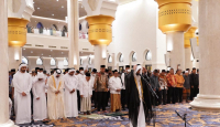 Wakil Presiden Ma’ruf Amin Salat Subuh Perdana, Masjid Sheikh Zayed Solo Resmi Dibuka untuk Umum - GenPI.co Jateng