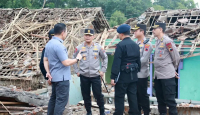 Terdampak Ledakan Petasan di Magelang, Polda Jawa Tengah Bantu Perbaikan Belasan Rumah - GenPI.co Jateng