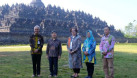 Kaisar Jepang Kunjungi Candi Borobudur, Naik ke Lantai 9 hingga Selfie - GenPI.co Jateng