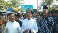 Bareng Prabowo dan Ganjar, Presiden Jokowi Cek Harga Komoditas di Pasar Grogolan Pekalongan - GenPI.co Jateng