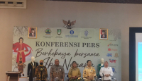 Hari Batik, Ibu Negara Iriana Jokowi Bakal Pawai Kebaya Bersama 2.500 di Solo - GenPI.co Jateng