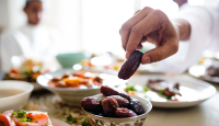 Tips Menjaga Pola Makan Selama Puasa untuk Penderita Kolesterol - GenPI.co Jatim