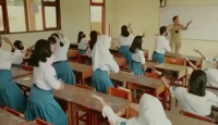 Video Guru di Surabaya Viral, Nadiem Makarim Puji Setinggi Langit - GenPI.co Jatim