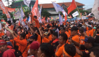 Partai Buruh Muncul di Aksi May Day Depan DPRD Jatim - GenPI.co Jatim