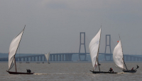 Bakal Seru, Pantai Kenjeran Jadi Lokasi Lomba Perahu Layar - GenPI.co Jatim