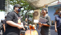 Panjalu Scooter Festival Kediri Diserbu Ratusan Pencinta Vespa - GenPI.co Jatim