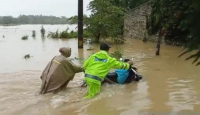 Banjir di Bangkalan Rendam 3 Kecamatan Jelang Malam Tahun Baru - GenPI.co Jatim