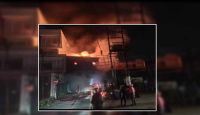 Gudang Swalayan 2 Lantai di Surabaya Hangus Terbakar, 15 Damkar Dikerahkan - GenPI.co Jatim