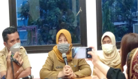 Pemkot Surabaya Tunggu Kiriman Vaksin, Harap Sabar - GenPI.co Jatim