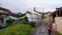 Angin Kencang Terjang Yogyakarta, Belasan Rumah Rusak - GenPI.co Jogja