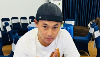 Buka Puasa, Wakil Bupati Kapuas Hulu Cuma Makan Kerupuk Basah - GenPI.co Kalbar