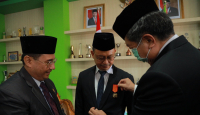 Jelang HUT RI, Wali Kota Terima Lencana Kehormatan DHN 45 RI - GenPI.co Kalbar