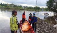 Longboat Karam, Warga Singkawang Ditemukan Tenggelam di Kapuas Hulu - GenPI.co Kalbar
