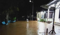 Curah Hujan Tinggi, 170 Rumah Penduduk di Melawi Terendam Banjir - GenPI.co Kalbar