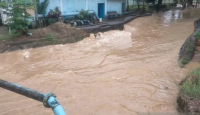 Antisipasi Banjir, Pemkot Singkawang Keruk Sungai Kulor - GenPI.co Kalbar