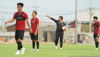 Adaptasi dengan Lapangan di Kamboja, Timnas U-22 Berlatih Jam 4 Sore - GenPI.co Kalbar