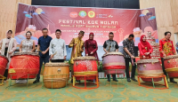 Edi Rusdi Kamtono Usulkan Festival Kue Bulan Diperlombakan - GenPI.co Kalbar