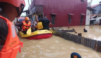 Detik-detik 42 Warga Dievakuasi dari Banjir di Balikapapan - GenPI.co Kaltim