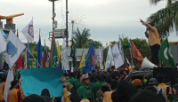 Gelombang Demonstrasi Juga Terjadi di Kaltim, DPRD Dikepung - GenPI.co Kaltim