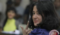 5 Tahun Diam, Dewi Perssik Bongkar Ulah Angga Wijaya - GenPI.co Kaltim