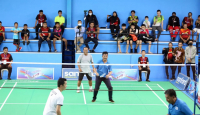 Peresmian GOR Badminton Dihadiri Taufik Hidyat dan Tritus Harjanto - GenPI.co Kepri