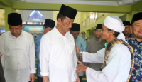 Berkunjung ke Baiturrahman, Rudi Janji Naikkan Insentif Imam Masjid - GenPI.co Kepri