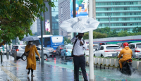 Hujan Deras, Petir dan Angin Kencang di 3 Daerah di Kepri - GenPI.co Kepri