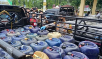 Viral Isi BBM Pakai Jeriken di Kuansing, Ini Kata Pertamina - GenPI.co Riau