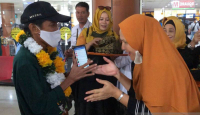 Bahagia, Pengunggah Konten Ferdy Sambo Pulang ke Pekanbaru - GenPI.co Riau
