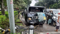 Mobil Pengangkut Ayam Alami Kecelakaan di Pekanbaru Pagi Tadi - GenPI.co Riau