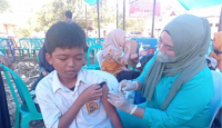 11.602 Anak di Konawe Tak Takut Disuntik Vaksin Covid-19, Mantap! - GenPI.co Sultra