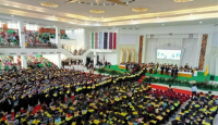 Wisuda Mahasiswa UHO Kendari, Rektor Prof Zamrun Titip Pesan ke Alumni - GenPI.co Sultra