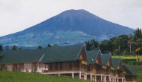 PVMBG: Gunung Dempo Alami Erupsi dan Letuskan Abu Vulkanik - GenPI.co Sumsel