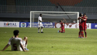 Timnya Kalah 2-3, Pelatih UEA Salahkan Kondisi Rumput Stadion Pakansari - GenPI.co Sumsel
