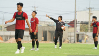 Indra Sjafri Puas dengan Lapangan Latihan Timnas U-22 di Kamboja - GenPI.co Sumsel