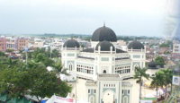 Masjid Raya Medan, Saksi Bisu Kejayaan Kesultanan Deli - GenPI.co Sumut