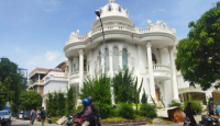 Polisi Sita Rumah Mewah Indra Kenz di Sumut, ini Harganya - GenPI.co Sumut