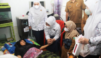 Kisah Pilu Guru SD di Medan, Derita Kanker Payudara - GenPI.co Sumut