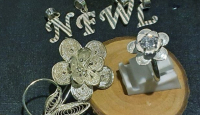 Tips Bersihkan Perhiasan Perak Biar Tetap Kinclong - GenPI.co Sumut