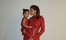 Hubungan Kylie Jenner dan Travis Scott Sulit Stabil, Tanda Istri Tidak Dewasa - GenPI.co