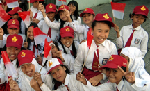 MK Wajibkan Sekolah Gratis, Mendikdasmen: Tunggu Salinan Putusan, Cek Fiskal Dulu - GenPI.co