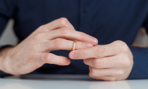 Tips Penting untuk Pria yang Bercerai, Mohon Simak baik-baik! - GenPI.co