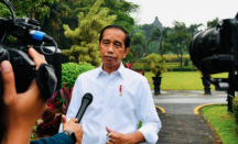 Tanggapi Presiden 3 Periode, Jokowi: Kita Harus Ikuti Konstitusi - GenPI.co