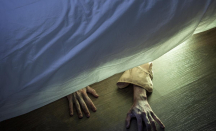 Cerita Horor Muncul Tangan di Kolong Tempat Tidur, Hampir Ditarik - GenPI.co