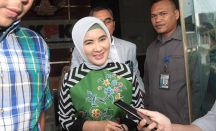 Dewas KPK Sentil Dirut Pertamina Nicke Widyawati - GenPI.co