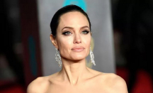 Mendadak Kunjungi Ukraina, Angelina Jolie Diserang Rudal Rusia - GenPI.co